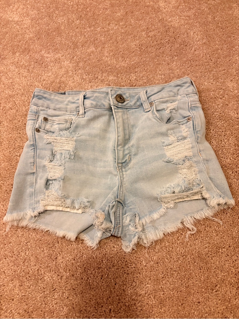 American Eagle Light Wash Distressed Women’s Denim Shorts